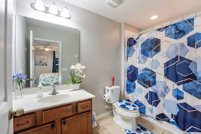 Bathroom 3, Spacious Pool Villa Near Disney Watersong FL, Polk