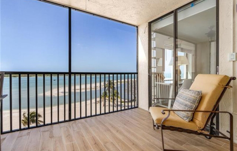 Room 5, Beachfront Escape in Fort Myers Beach, Lee