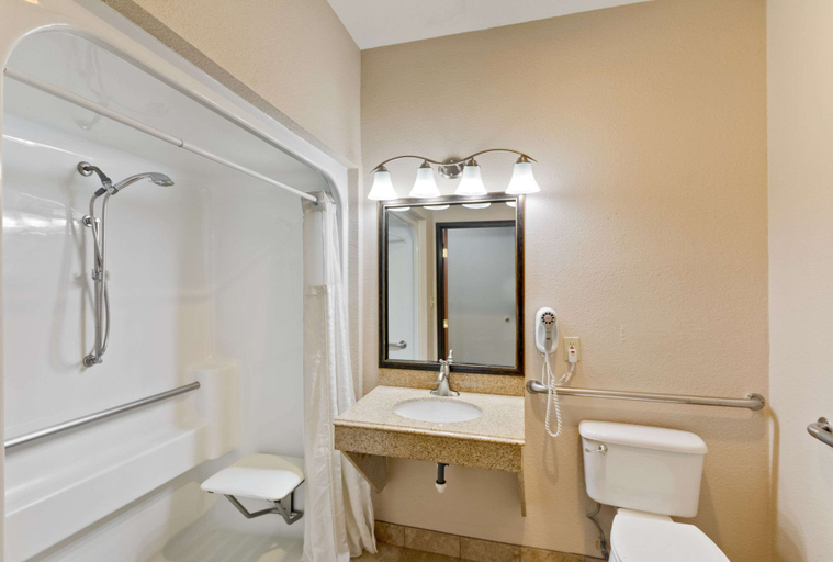 Bathroom 4, Quality Inn Cedar Park - Austin Northwest, Williamson