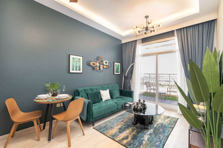 Room 2, Calm 1-bedroom With Relaxing Balcony Atmosphere in Liwan, Dubai