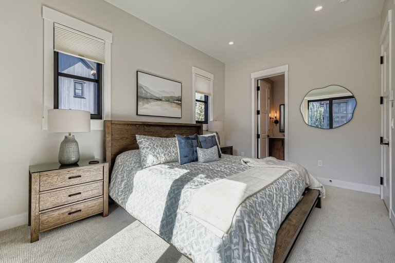 Room 4, 37 Alcove 3 Bedroom Townhouse, Summit