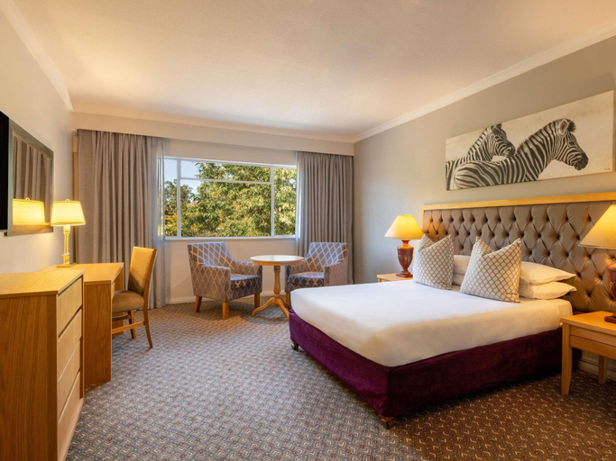 Bedroom 3, Mercure Hotel Windhoek, Windhoek West