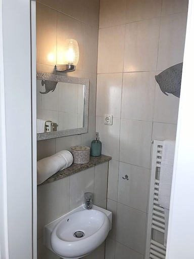 Bathroom 3, Pension Weißer Brunnen, Gotha