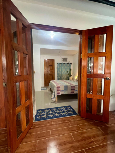 Bedroom 2, Treasure Cove Cottages & Beach Resort, Carles