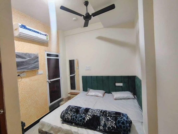 Room 5, Welcome Guest House, Ujjain