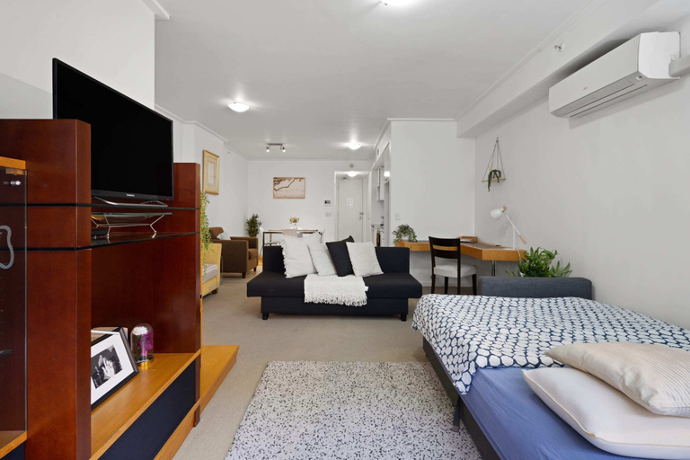 Interior 2, Spacious & Comfy Apt for 6 Next to Darling Harbour, Sydney