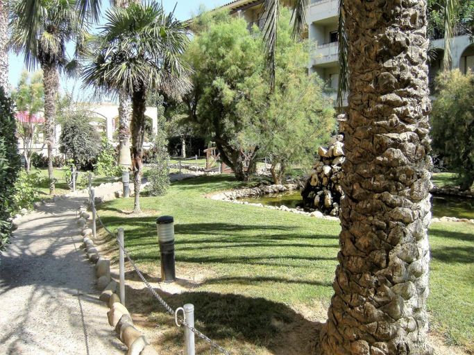 3, Apartment for 5 people with garden, Girona