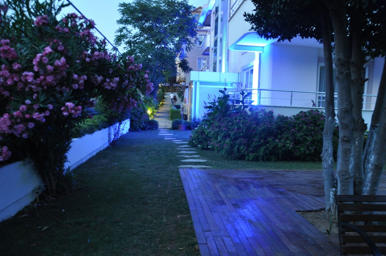 Exterior & Views 1, Dragos Island Hotel, Kartal