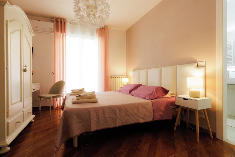 Bedroom 4, B&B L'Albero Maestro, Torino