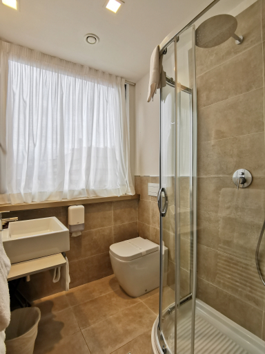 Bathroom 5, President Prato, Prato