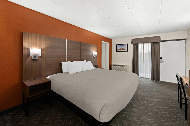 Bedroom 3, Quality Inn Mason Near Kings Island, Warren