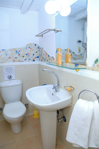Bathroom 3, Nubian Palace Eco Lodge - A Nubian Home Since 1959, Aswan