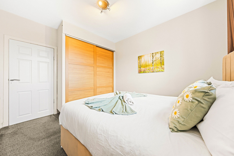 Bedroom 3, Warm Cosy Family Home With Free Parking, Glasgow