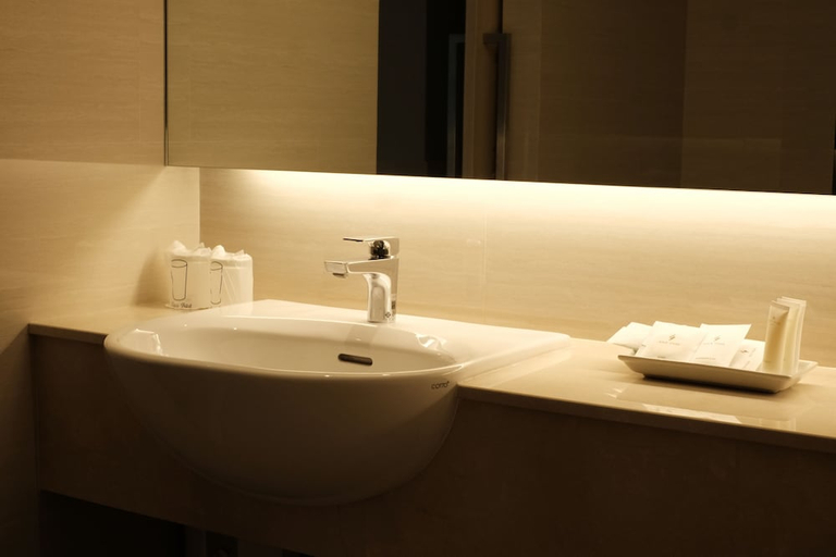 Bathroom 5, ANA Park, Muang Chiang Mai