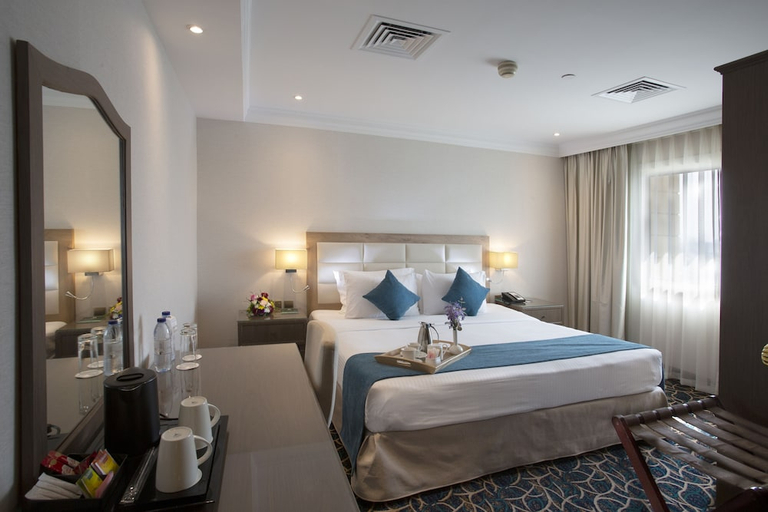 Bedroom 2, Carlton Tower Hotel, Dubai