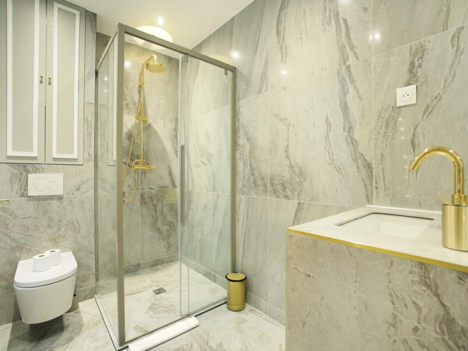5, Sublime Apartment Haussmann Opera, Paris