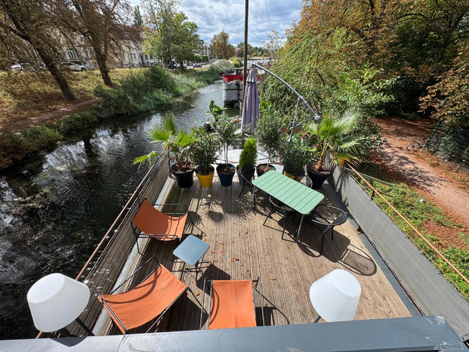 Others 5, Péniche MaPensée, Moselle