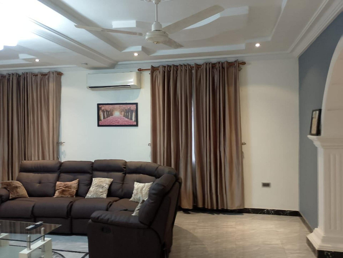 Others 5, 1 Bed Apartment Sleeps 2 - Parking, Garden, Wifi, Ga East