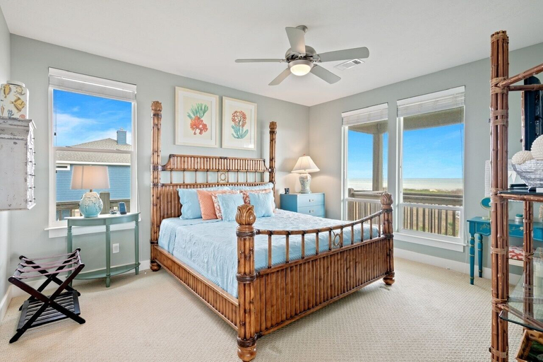 Room 2, #justawavin' 3 Bedroom Home by RedAwning, Galveston