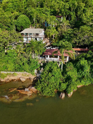 Front of property 3, Maresia Villa, Governador Celso Ramos