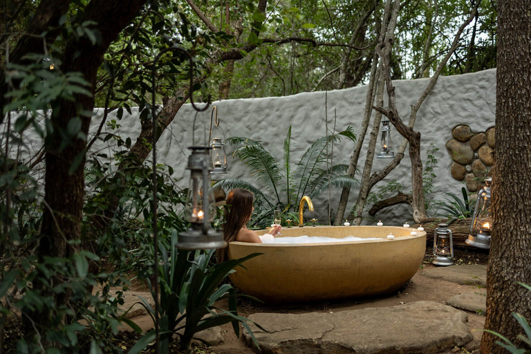 Bathroom 5, Karongwe - Kuname Safari Lodge, Mopani
