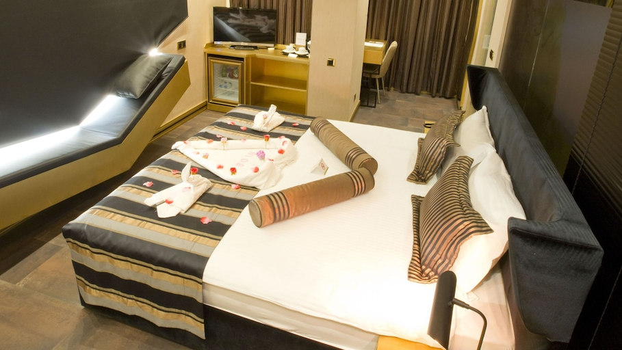 Bedroom 3, Portwort Hotel, Bakırköy
