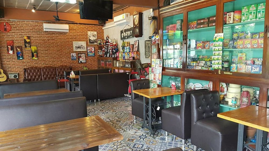 Food & Drinks, Suphan Wanwarn Resort, Muang Suphanburi