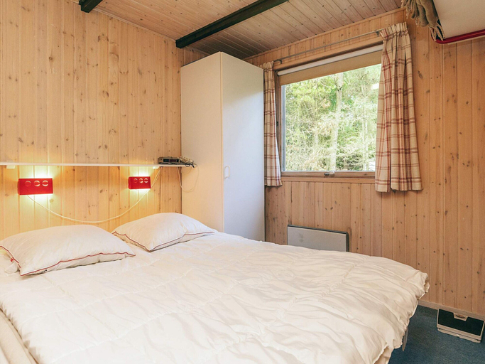 Bedroom 2, 8 Person Holiday Home in Skals, Viborg