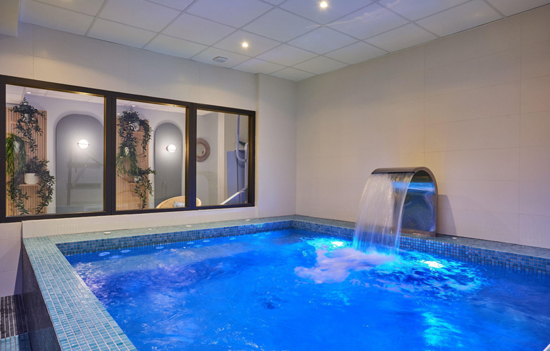 Sport & Beauty 3, Appart'hôtel Odalys City - Nîmes Arènes - Palais des Congrès, Gard
