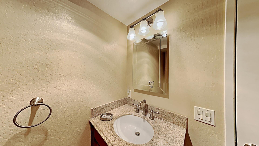 Bathroom 4, Slopeside Comfy 2-Bedroom Home with 3 Spas! by RedAwning, Mono