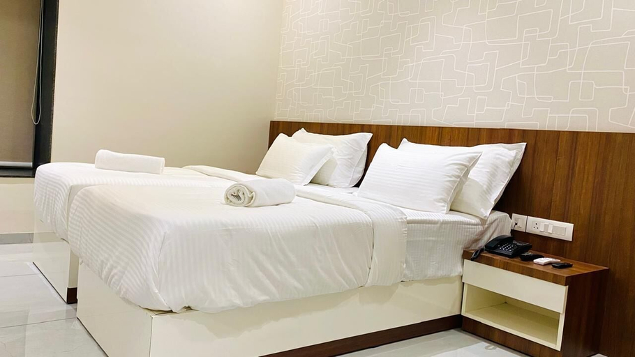Room 2, The Sapphire Hotel, Belgaum