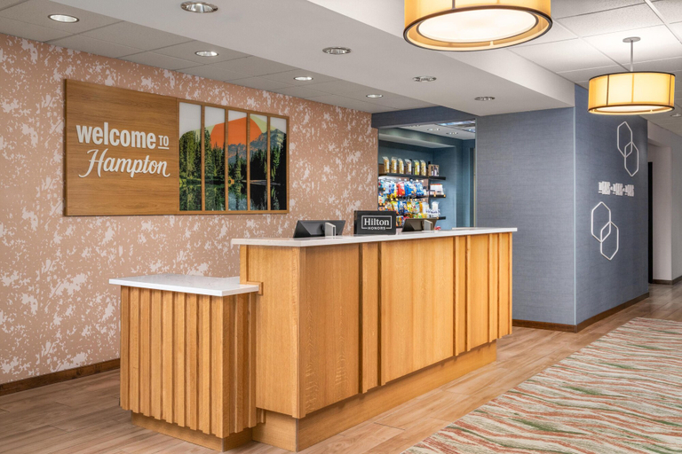 Others 5, Hampton Inn & Suites Whitefish, Flathead