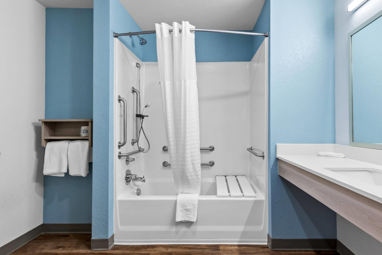 Bathroom 4, WoodSpring Suites St Peters-OFallon, Saint Charles