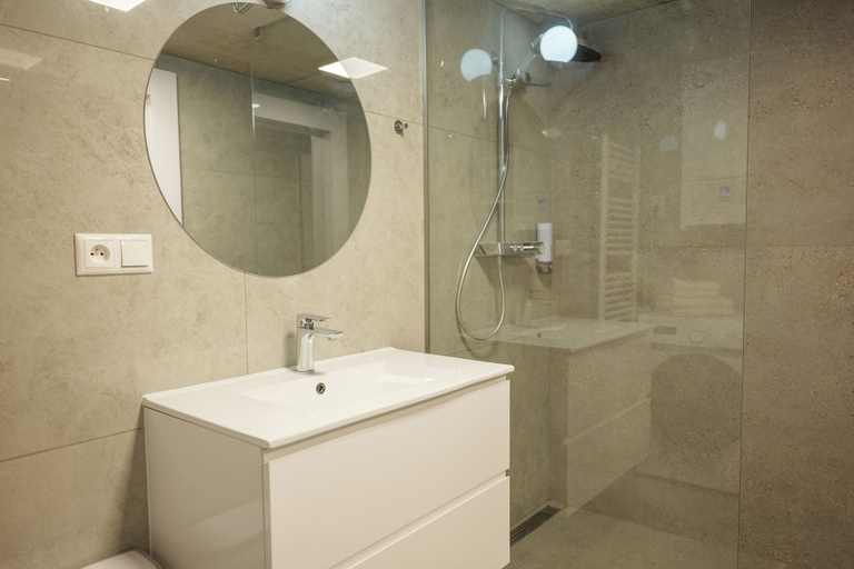 Bathroom 2, Entrez Apartments Baštová - City centre, Košice I