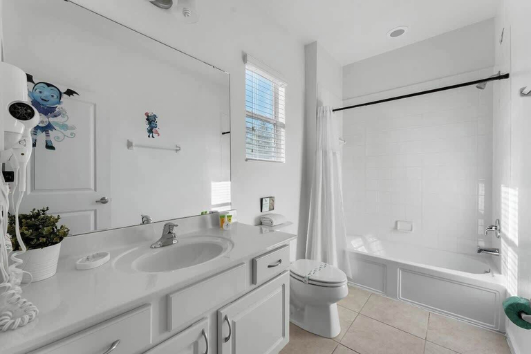 Bathroom, Amazing House at Bella Vida 5BR, Osceola