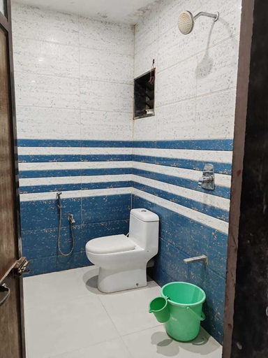 Bathroom 5, Sidhivinayak Resort Devbag Sangam Beach, Sindhudurg