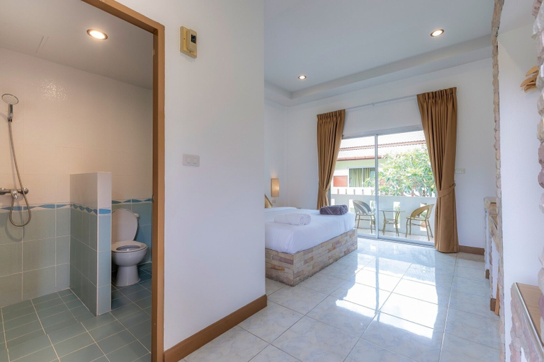 Bathroom 3, Sunrise Serenity Phuket Resort, Phuket Island