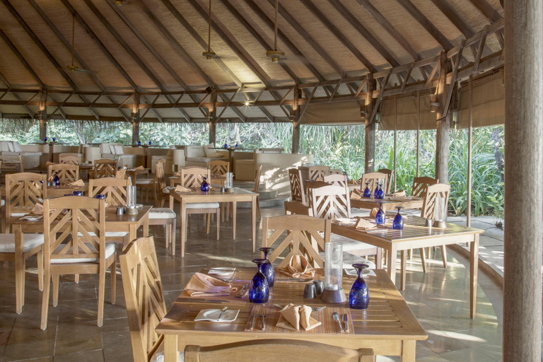 Food & Drinks 5, Coco Palm Dhuni Kolhu, Baa Atoll