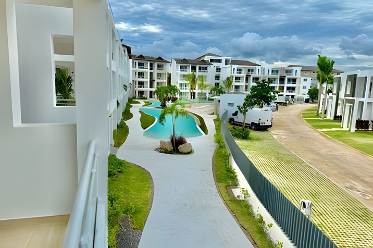 Property grounds 2, Garden Breeze 1, San Rafael del Yuma