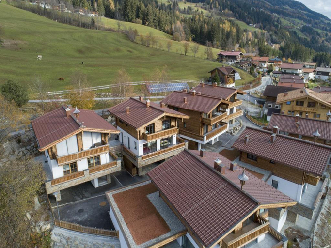 5, Chalet with shared swimming pool, Zell am See