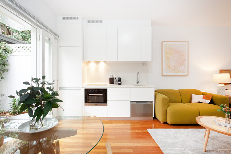 Others 3, Leafy and Tranquil Inner West Studio Apartment, Sydney