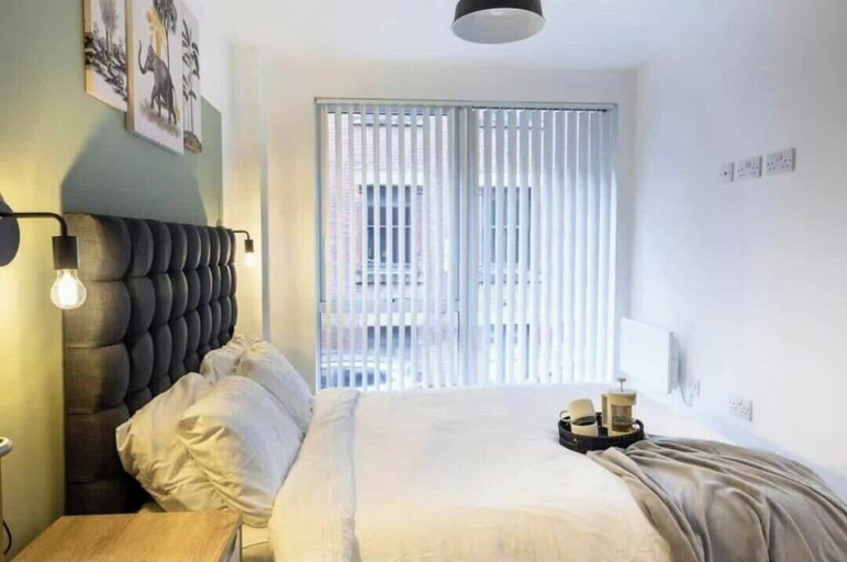Others 3, The Halo - Terrace - Central Manchester - Parking, Manchester