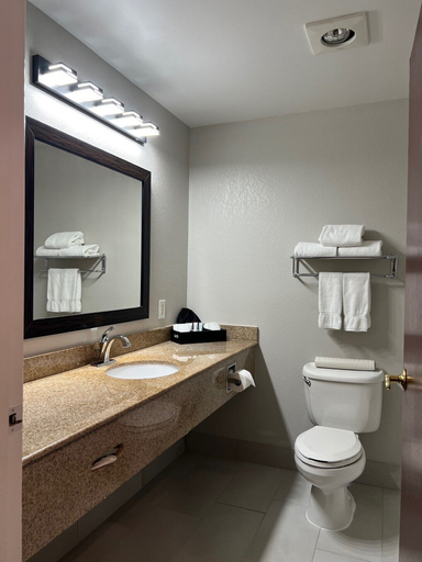 Bathroom 3, Riverside Hotel, Plaquemines