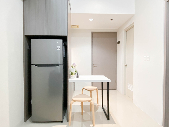 Others 2, Comfy and Modern 1BR at Vasanta Innopark Apartment By Travelio, Cikarang