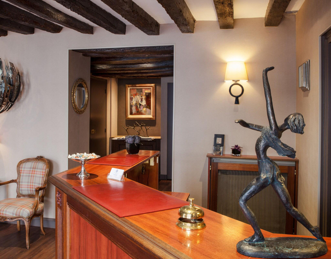 Public Area 2, Hotel la Residence du Berry, Yvelines