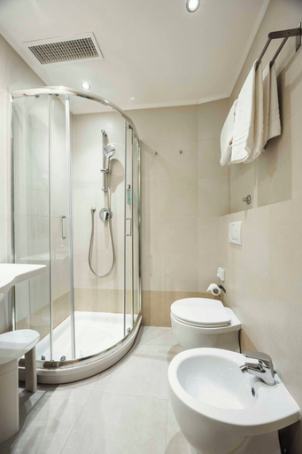 Bathroom 4, Genius Hotel Downtown, Milano
