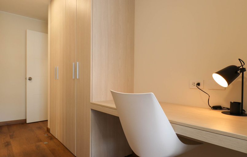 Room 5, w Lovely 2BR w Balcony in Miraflores, Lima