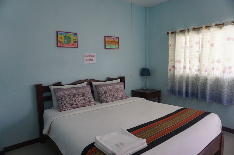 Bedroom 2, Bann Kwanlada Hotel, Muang Roi Et