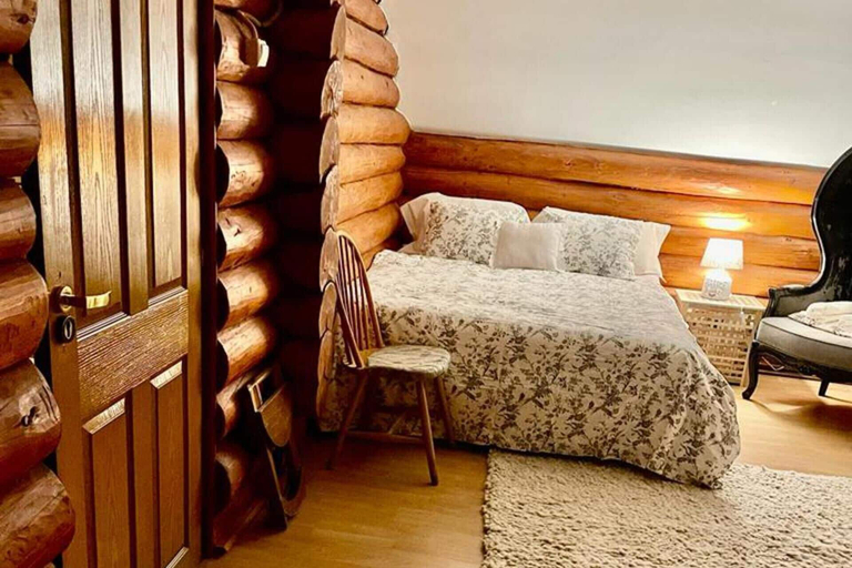 Room 4, Stunning 4-bed Chalet in Bran With Superb Panorama, Bran