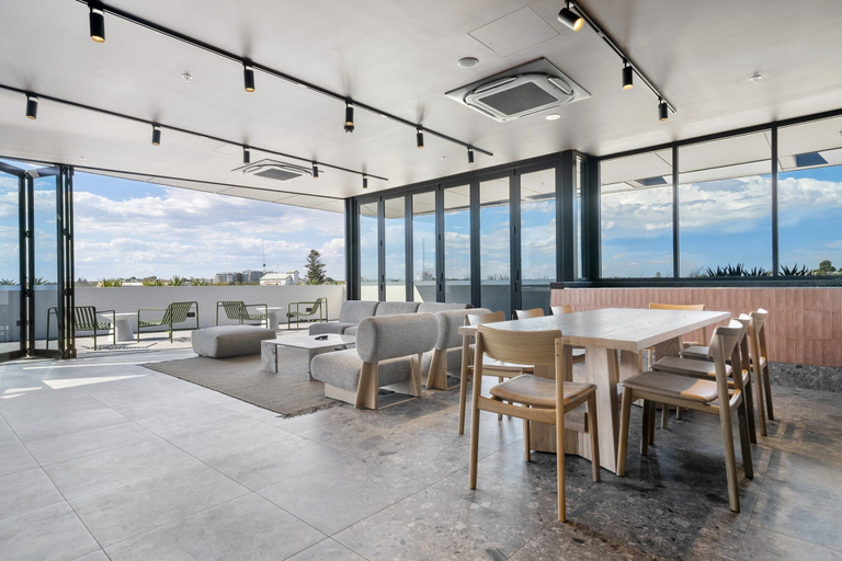 Balcony 5, Chic Studio Stay Near Cafes and Coastline, Fremantle